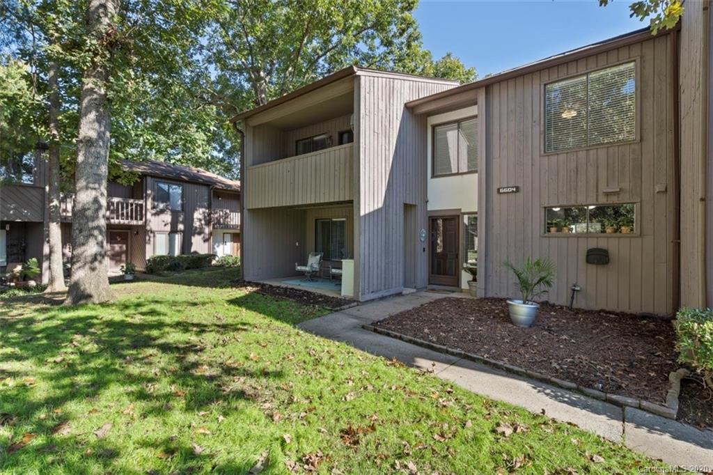 Property image 1 at 6604 Point Comfort Lane, Charlotte, NC 28226
