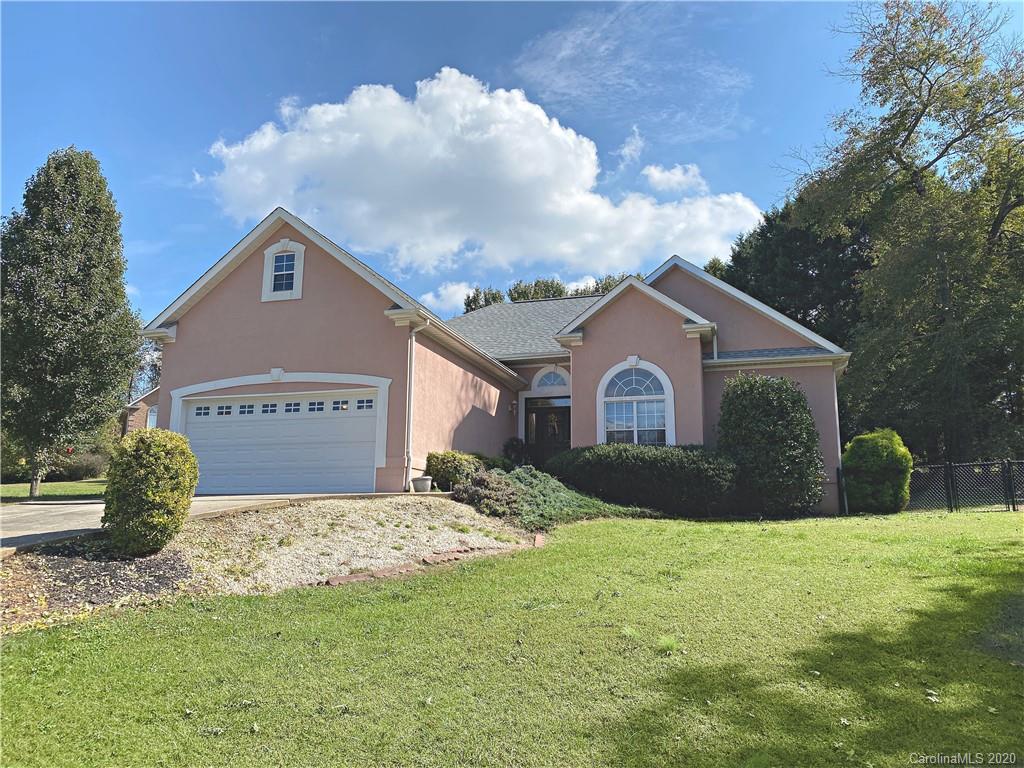 Property image 1 at 5686 Gold Creek Bay Drive, Hickory, NC 28601