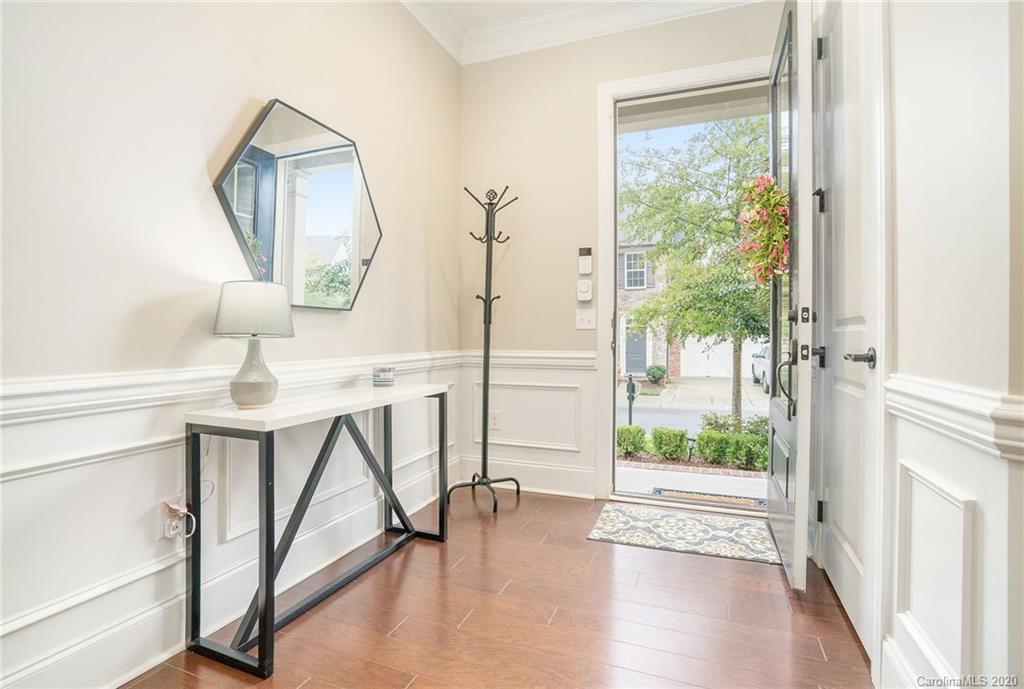 Property image 1 at 711 English Tudor Lane, Charlotte, NC 28211