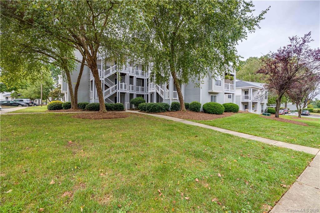 28 Hamiltons Harbor Drive