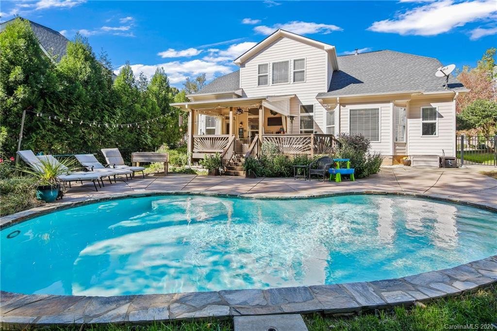 Property image 1 at 19831 Coachmans Trace, Cornelius, NC 28031