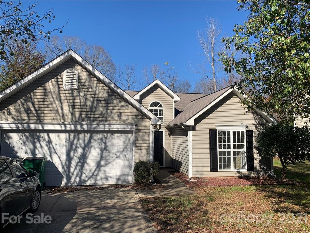 Property image 1 at 8812 Clifton Meadow Drive, Matthews, NC 28105