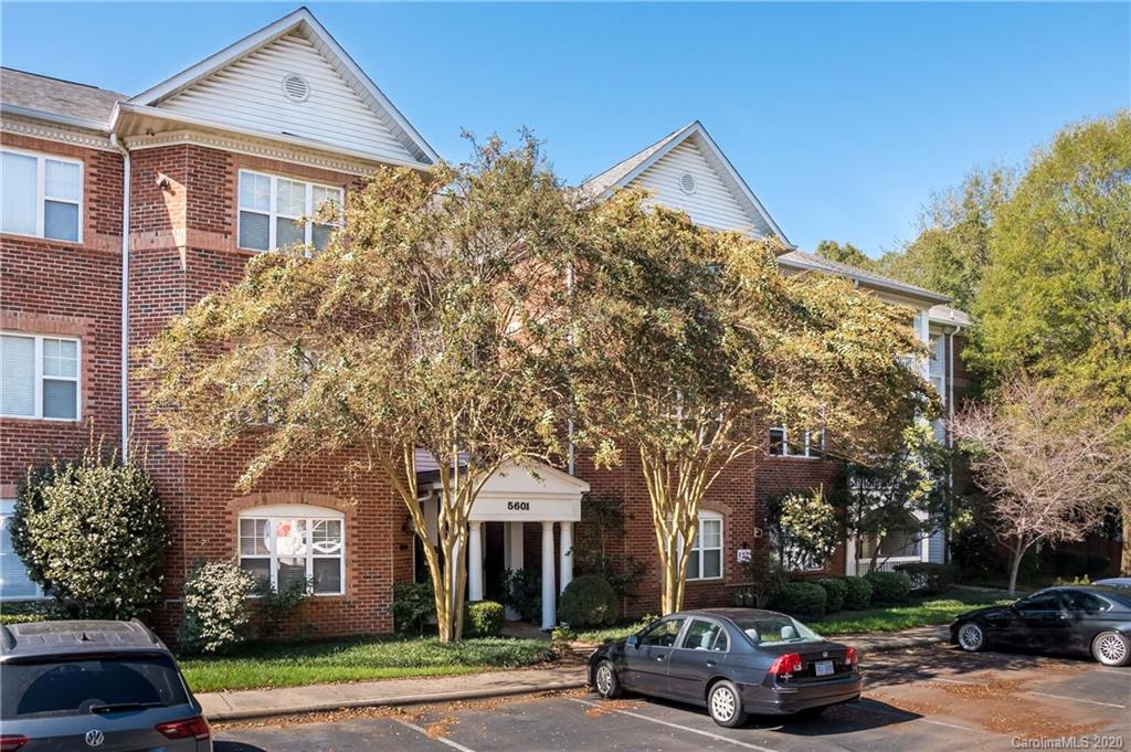 Property image 1 at 5601 Fairview Road, Charlotte, NC 28209