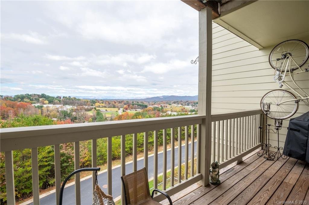 Property image 1 at 75 Rotunda Circle, Asheville, NC 28806