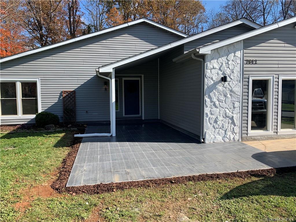 Property image 1 at 7642 Eastbourne Road, Charlotte, NC 28227