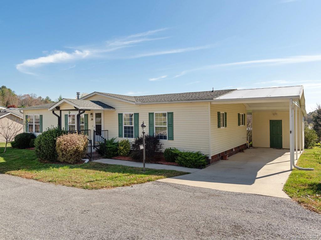 Property image 1 at 39 Stephanie Lane, Hendersonville, NC 28792