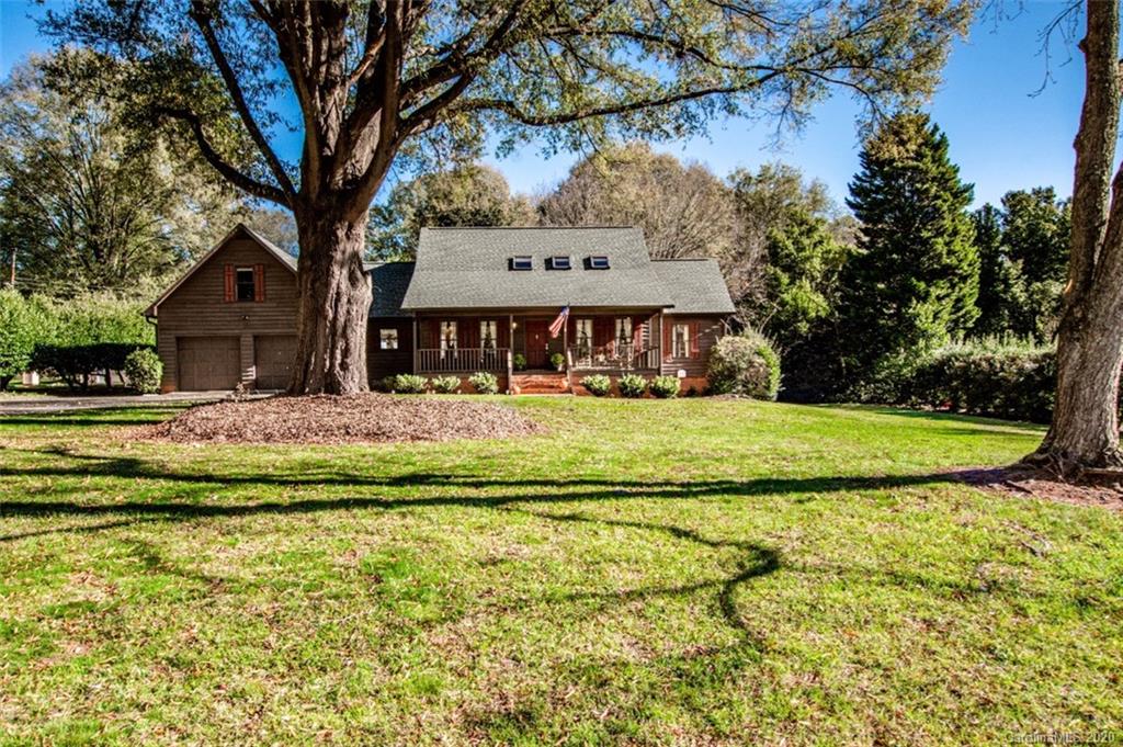 Property image 1 at 1021 Churchill Road, Davidson, NC 28036