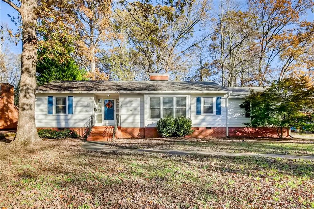 Property image 1 at 306 N Hawthorne Street, Mount Holly, NC 28120
