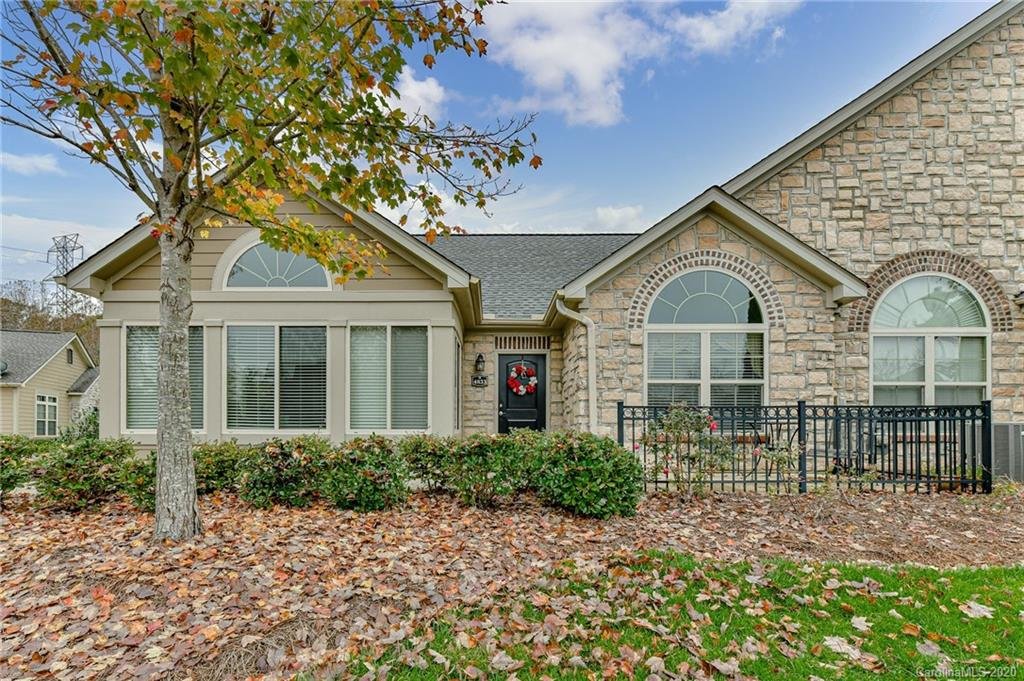 Property image 1 at 4833 Polo Gate Boulevard, Charlotte, NC 28216