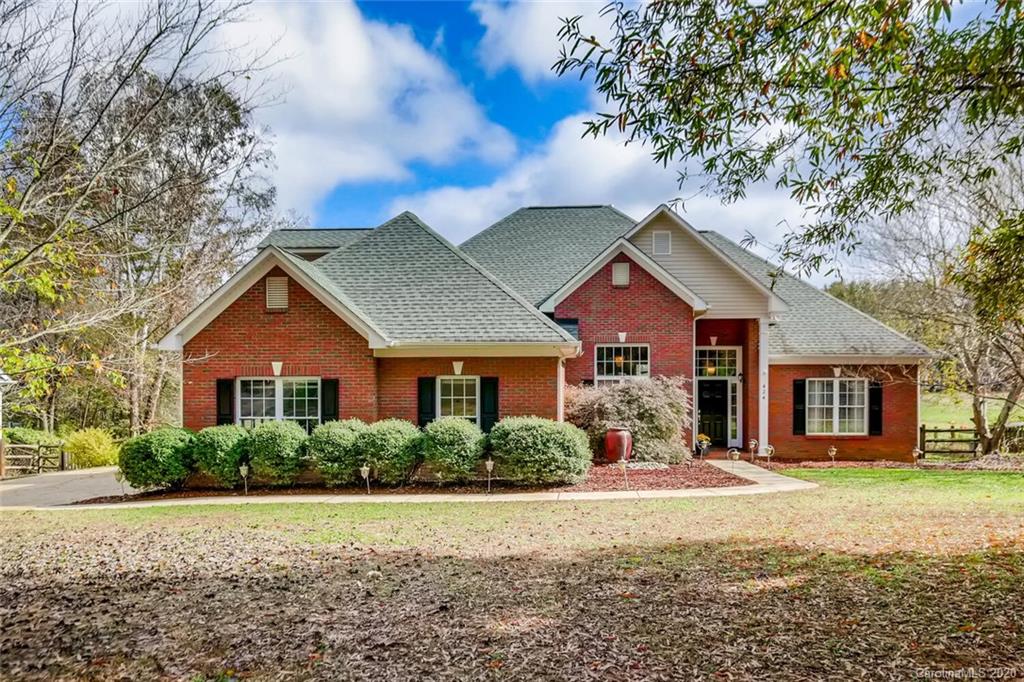 Property image 1 at 424 Hunters Pointe Road, Indian Trail, NC 28079