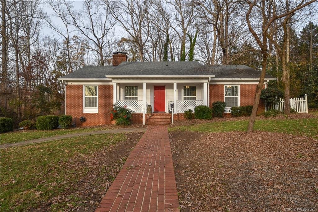 Property image 1 at 220 Pinehurst Lane, Newton, NC 28658