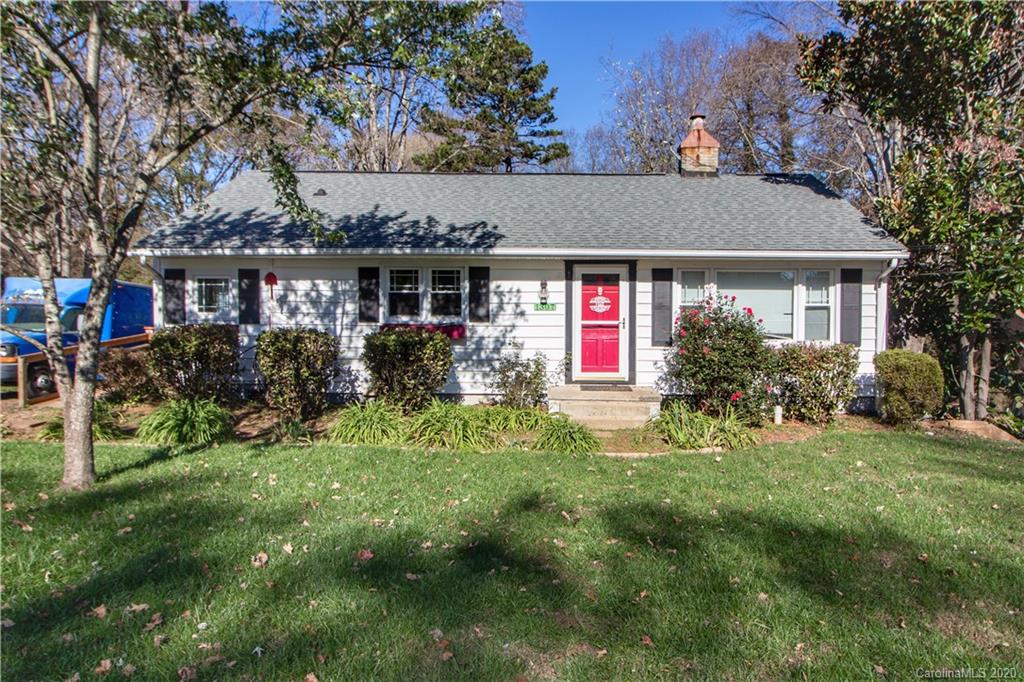 Property image 1 at 1307 Knox Street, Statesville, NC 28677