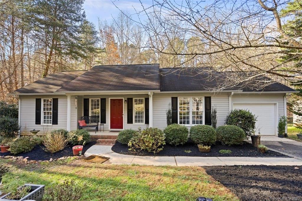 Property image 1 at 190 Creek View Road, Mooresville, NC 28117