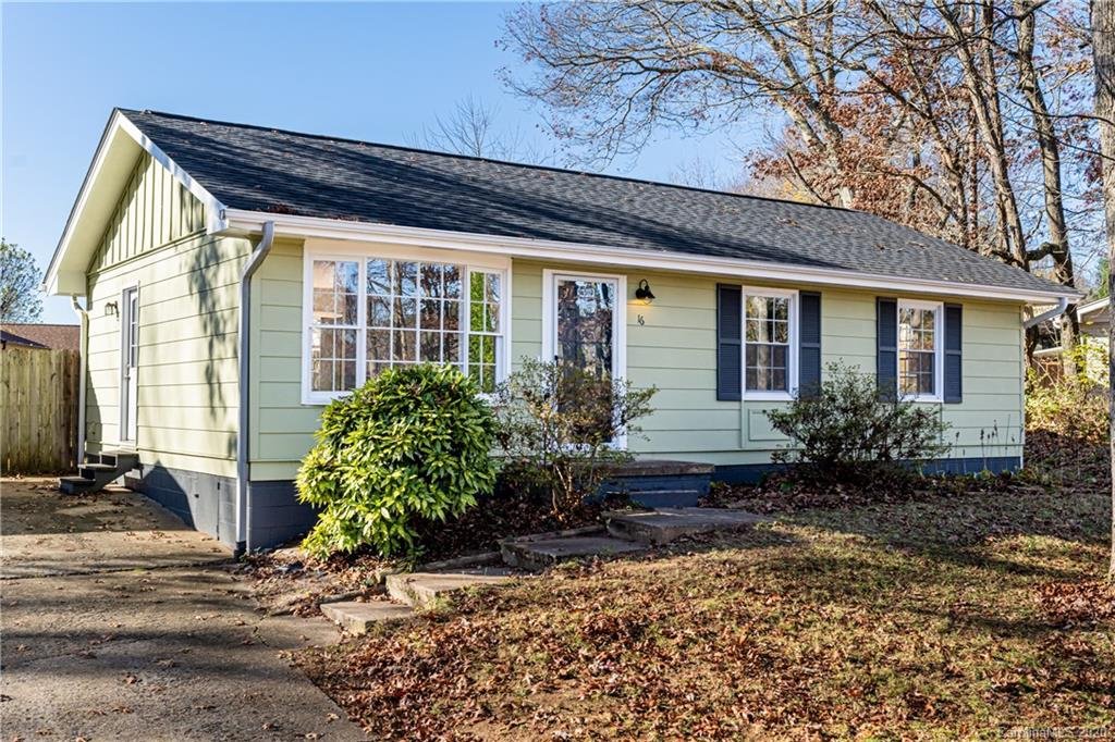 Property image 1 at 16 King Arthur Place, Asheville, NC 28806