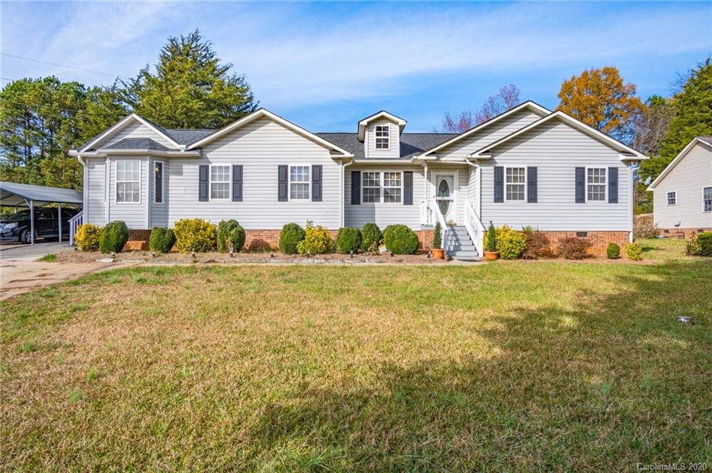 Property image 1 at 301 Lincoln Road, York, SC 29745
