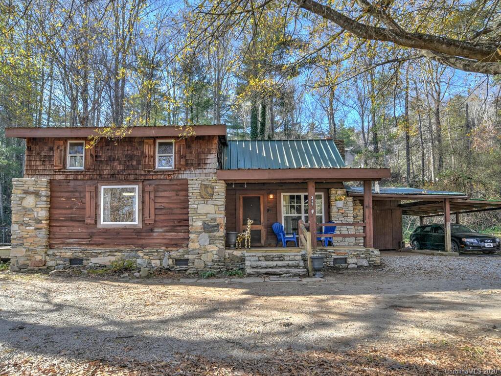 Property image 1 at 315 Comet Drive, Hendersonville, NC 28791
