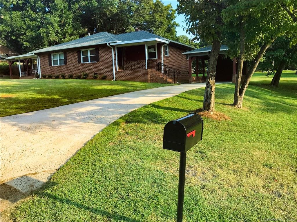 Property image 1 at 115 Peachtree Street, Belmont, NC 28012