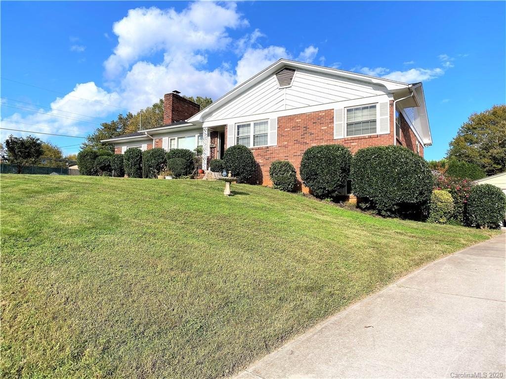 Property image 1 at 700 7th Street, Hickory, NC 28602