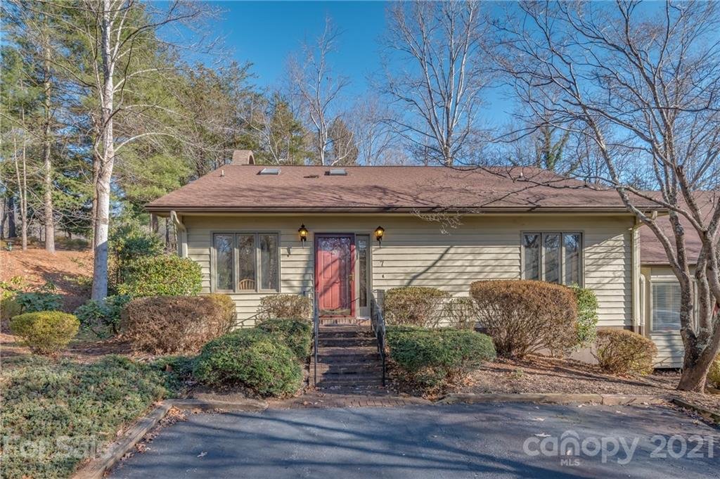 Property image 1 at 7 Hunting Country Trail, Tryon, NC 28782