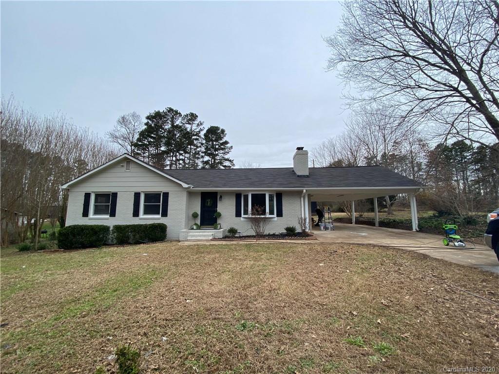 320 Pinecrest Street