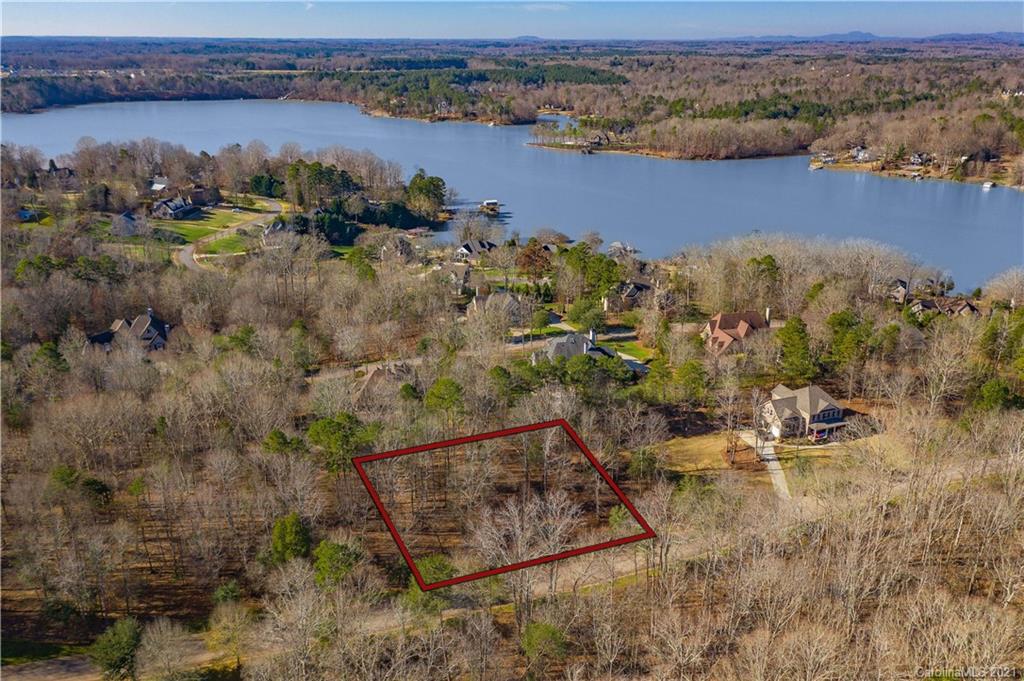 Property image 1 at 8113 Bayview Lane, Belmont, NC 28012