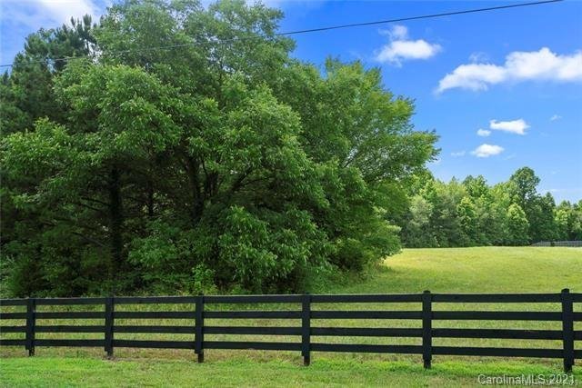 Property image 1 at 22 Sherrer Road, York, SC 29745