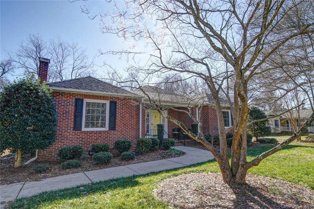 Property image 1 at 2101 Armstrong Park Drive, Gastonia, NC 28054