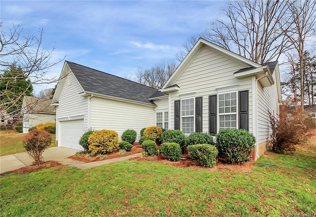 Property image 1 at 13316 Salvo Drive, Matthews, NC 28105