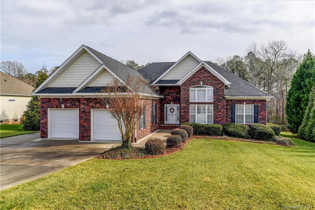 Property image 1 at 1944 Jaya Drive, Sherrills Ford, NC 28673