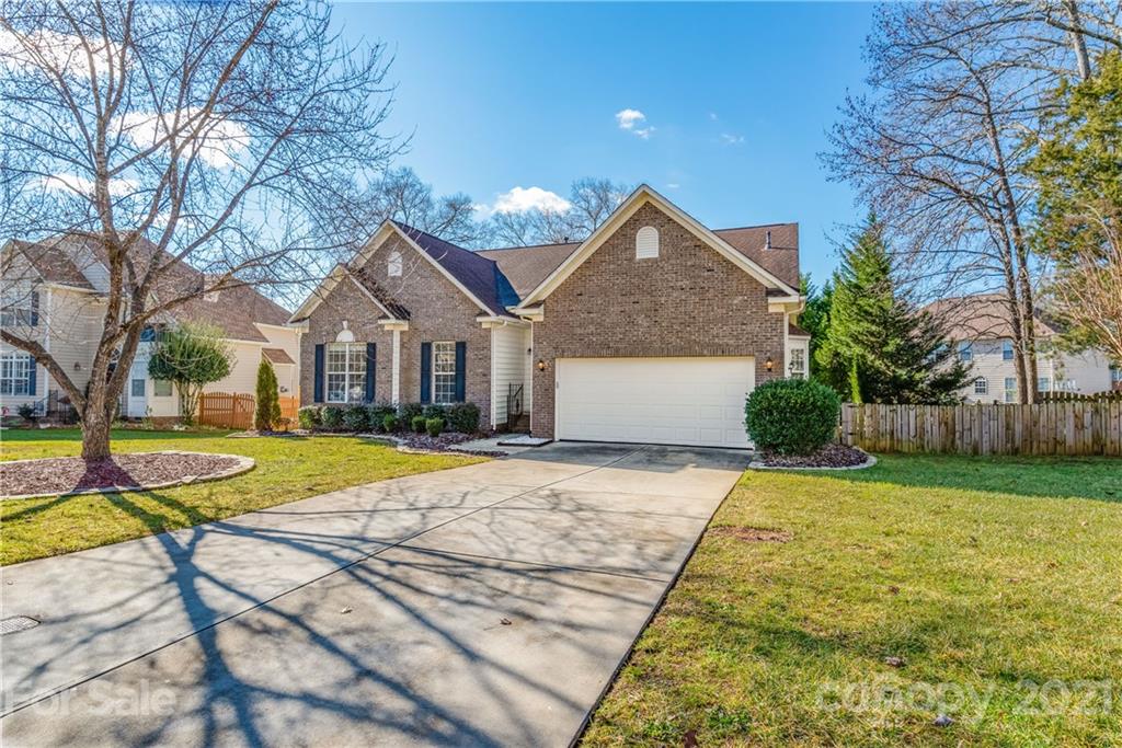 Property image 1 at 9210 Hickory Tree Lane, Charlotte, NC 28277