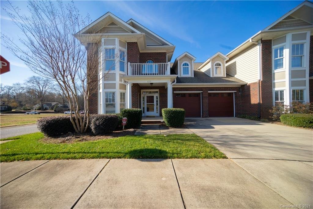 Property image 1 at 1017 The Glen Street, Statesville, NC 28677