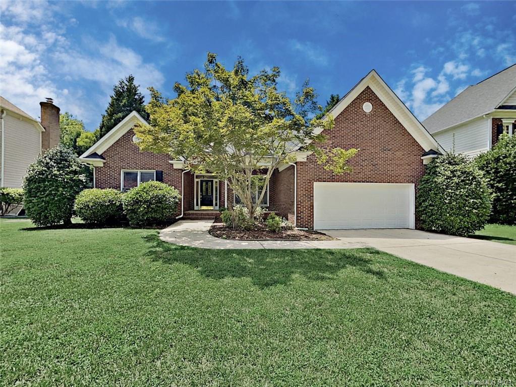 Property image 1 at 11810 Sir Francis Drake Drive, Charlotte, NC 28277