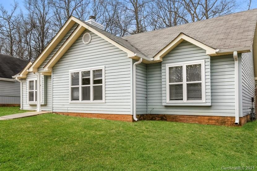 Property image 1 at 6107 Martin Lake Road, Charlotte, NC 28227