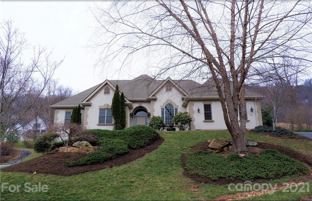 Property image 1 at 14 Round Robin Lane, Mills River, NC 28759