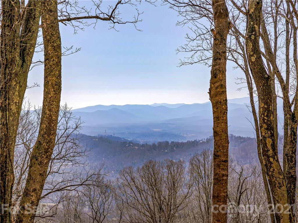 Property image 1 at 999 Falconwood Lane, Asheville, NC 28804