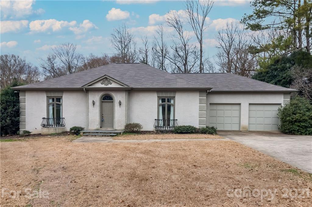 Property image 1 at 6539 Lynn Avenue, Charlotte, NC 28226