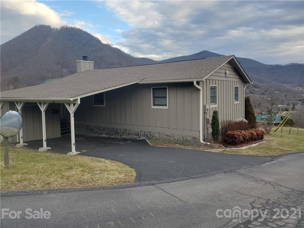 Property image 1 at 18 Stoney Ridge Loop, Maggie Valley, NC 28751