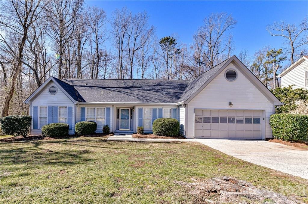 Property image 1 at 10141 Crayton Drive, Charlotte, NC 28269