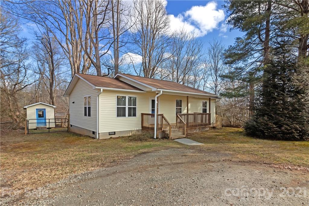 Property image 1 at 116 Palmer Street, Brevard, NC 28712