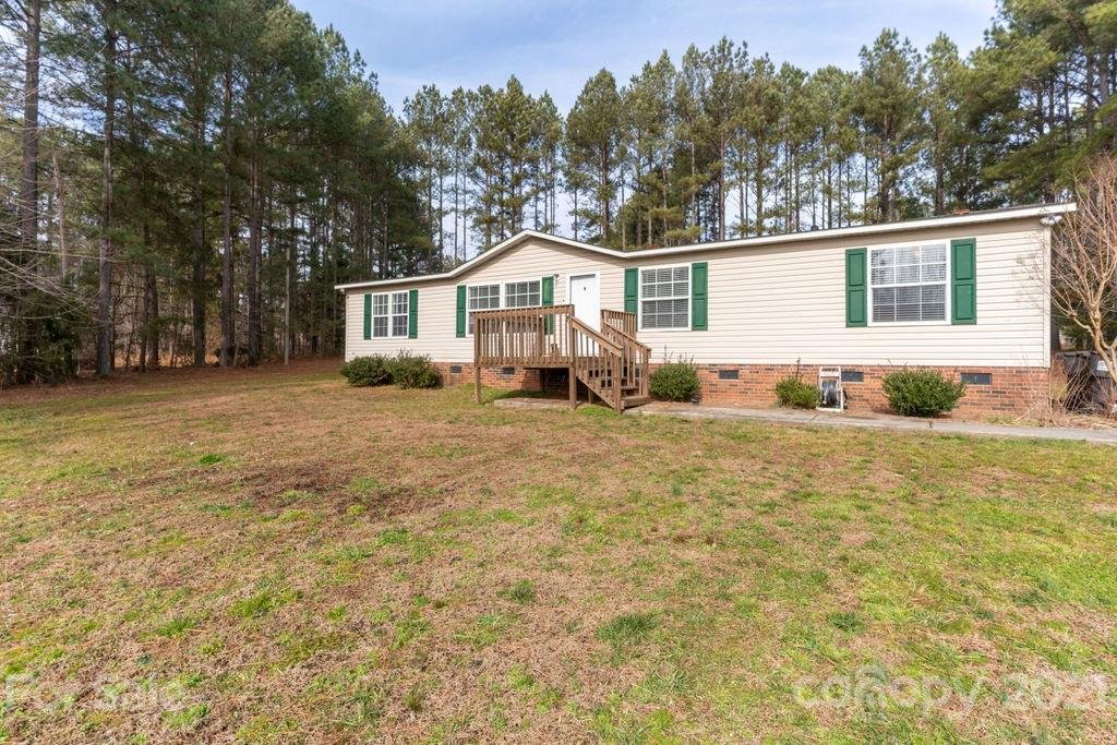 Property image 1 at 6265 Crossing View Lane, Denver, NC 28037