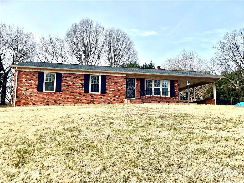 Property image 1 at 2157 Frye Avenue, Hickory, NC 28602