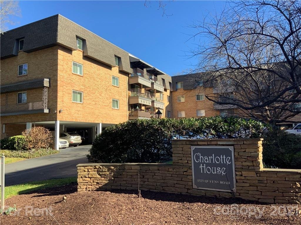 Property image 1 at 1323 Queens Road, Charlotte, NC 28207