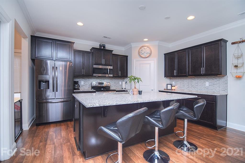 Property image 1 at 8736 Aspinwall Drive, Charlotte, NC 28216