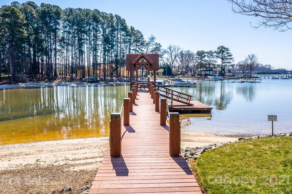 Property image 1 at 17732 Kings Point Drive, Cornelius, NC 28031