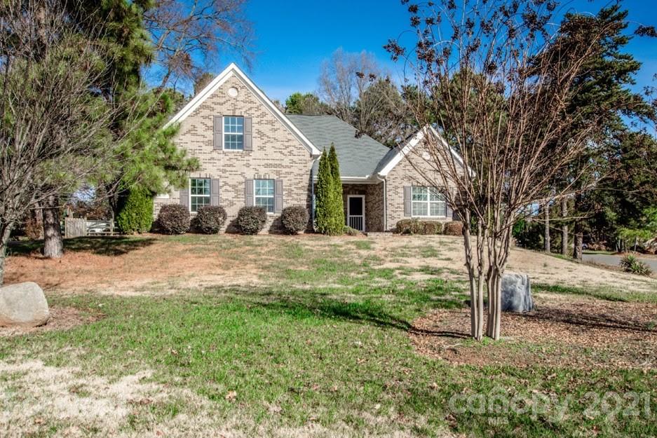 Property image 1 at 21008 Lagoona Drive, Cornelius, NC 28031