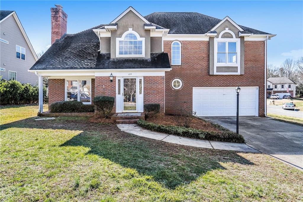 Property image 1 at 109 Whitefriars Lane, Matthews, NC 28105
