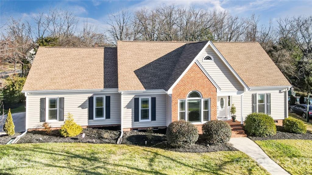 Property image 1 at 10701 Maryfield Lane, Charlotte, NC 28277