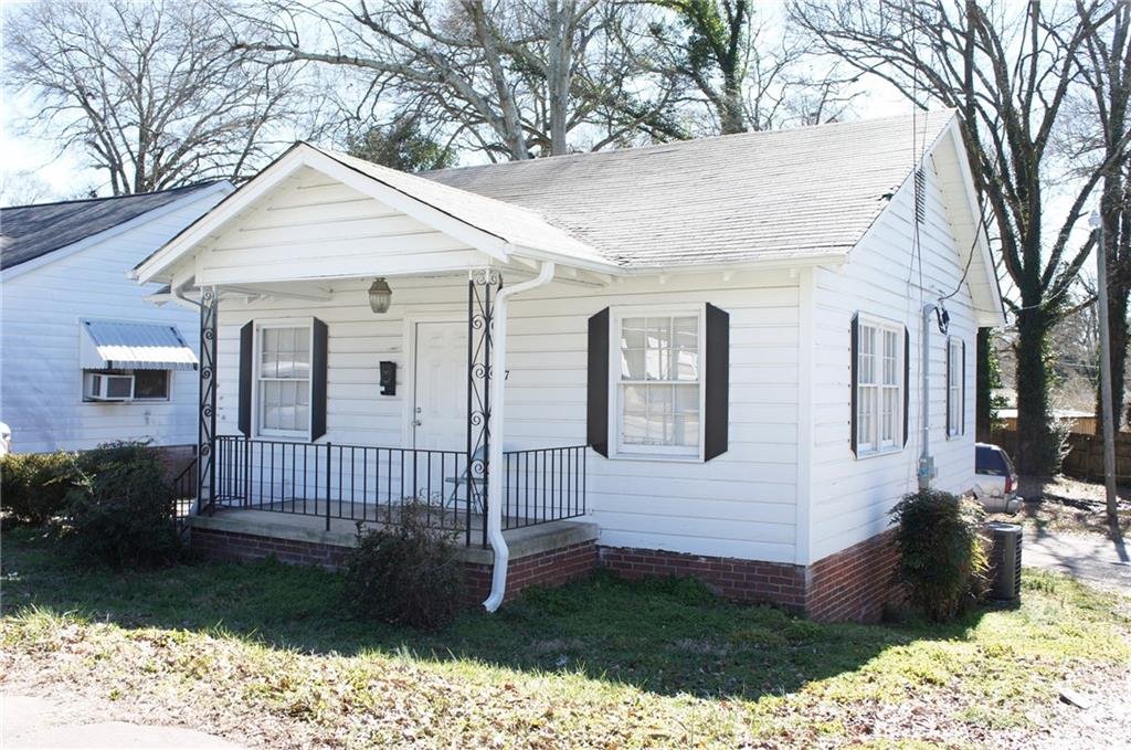 Property image 1 at 617 W Garrison Boulevard, Gastonia, NC 28052