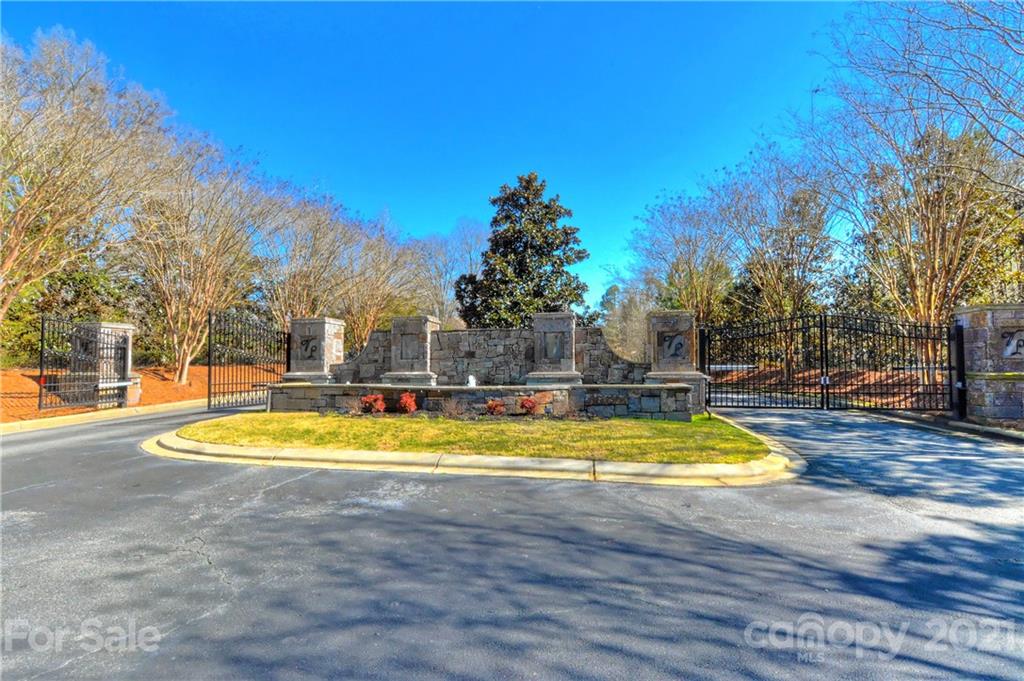 Property image 1 at 1 Victoria Lake Drive, Waxhaw, NC 28173