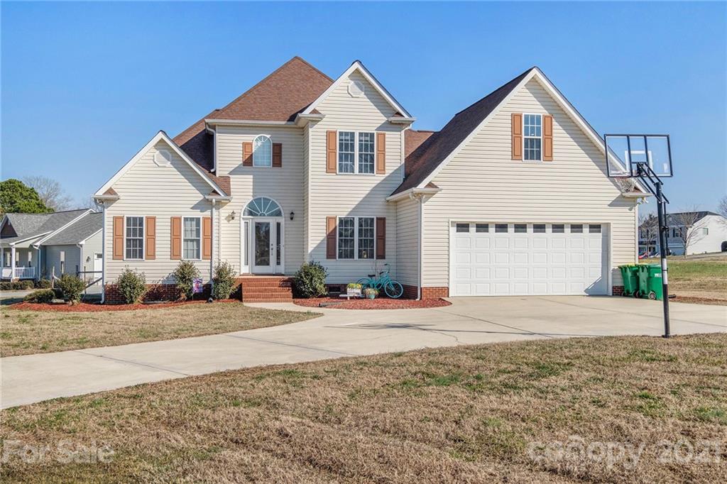 Property image 1 at 215 Birchwood Court, Oakboro, NC 28129